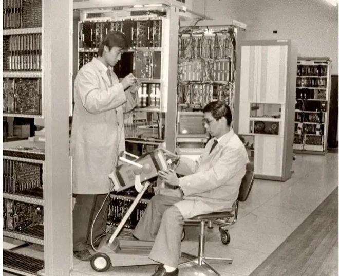 从程控交换机到智云网络：上海电信用半个世纪书写中国基建的超前叙事(图3)