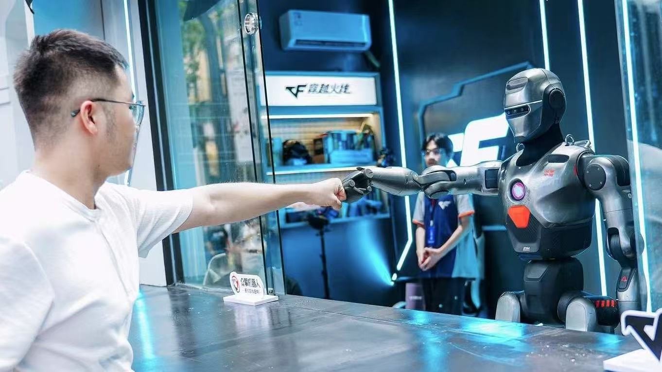 献给全体CFer的年度盛宴2025穿越火线IP嘉年华暨双端夏季赛总决赛圆满收官(图3)