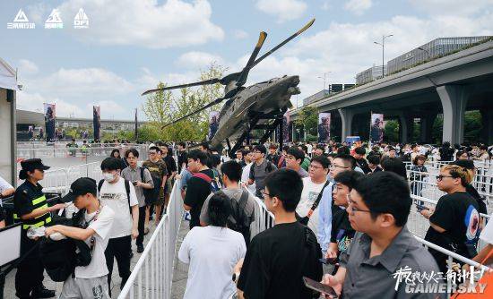 周年庆上《三角洲行动》带着玩家们疯了一把！