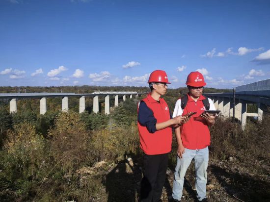 【联通好网络畅享每一刻】系列报道 联通网络畅享“自由之路”(图3)