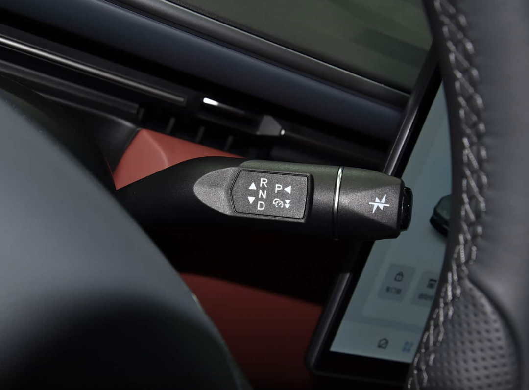 代表全新阿尔法T5(图6)