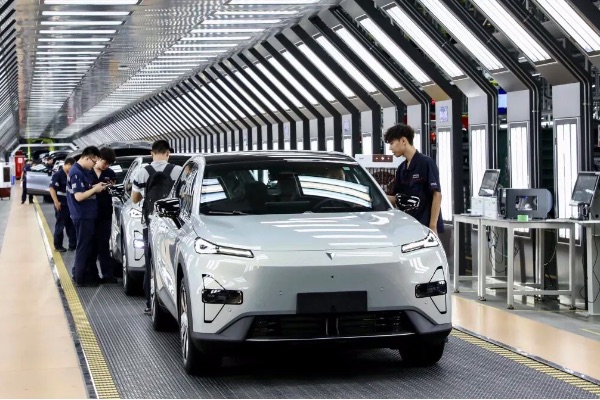 从3000万辆到世界一流：长安汽车交出“高质量发展”时代答卷